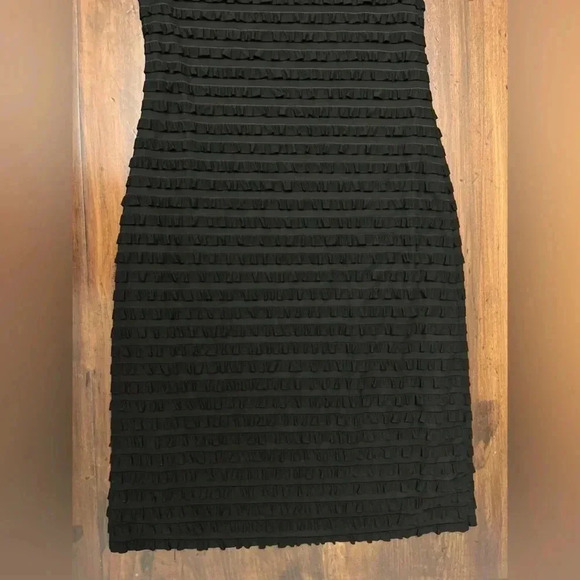 Frank Lyman Design Ruffle Dress Size 6 Ruffles Midi Lined Stretch Square Modest - Picture 7 of 13